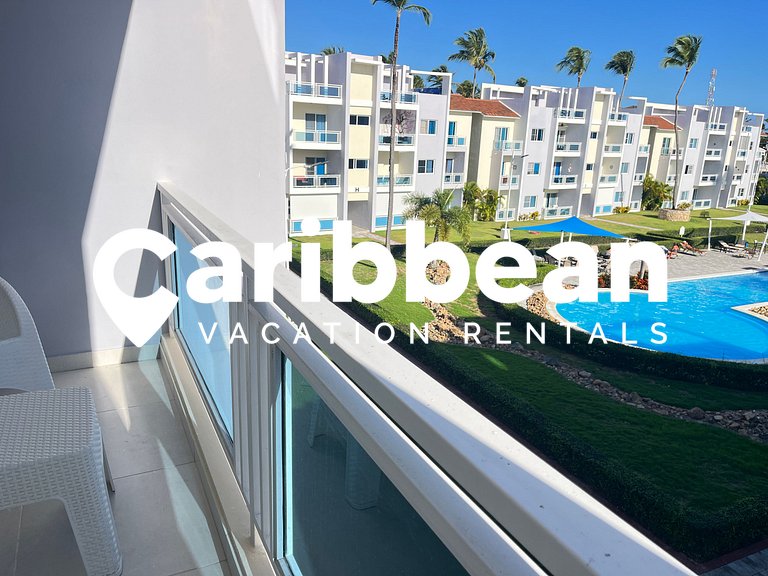 Modern Pool-View Apartment in Sol Tropical – Walk to Bavaro