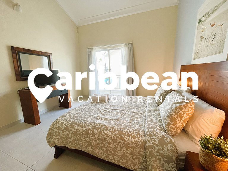 Modern Pool-View Apartment in Sol Tropical – Walk to Bavaro