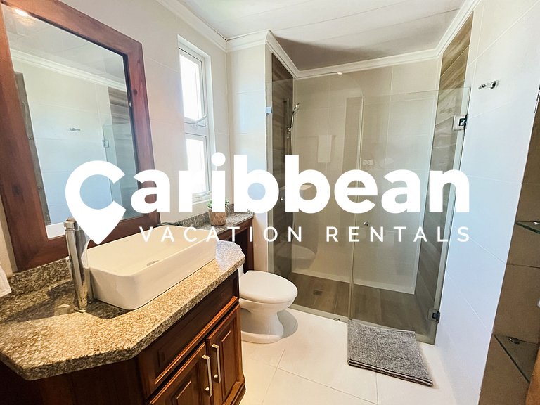 Modern Pool-View Apartment in Sol Tropical – Walk to Bavaro