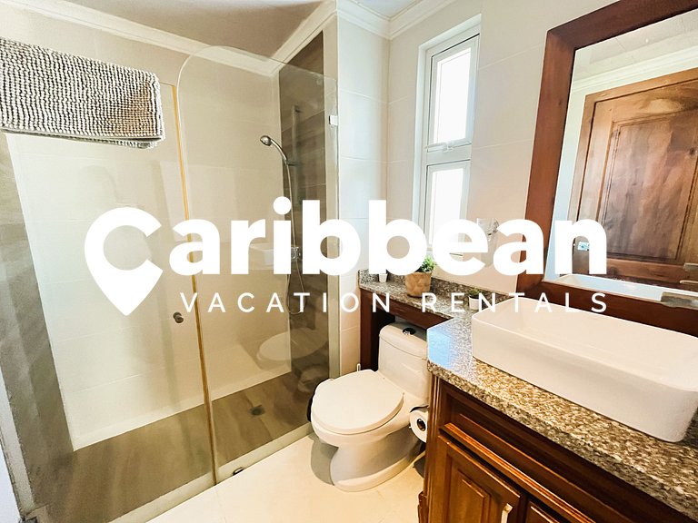 Modern Pool-View Apartment in Sol Tropical – Walk to Bavaro
