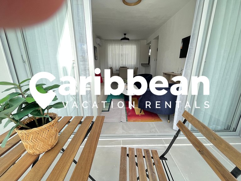 Beauty new beach apartment with private access to Arena Gord