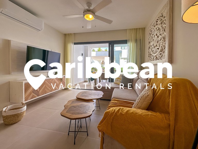 Beauty pool views apartment steps to Playa Bavaro