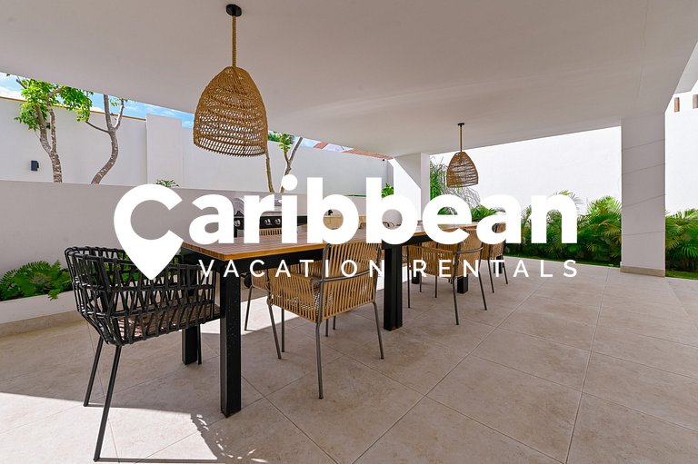 Beauty pool views apartment steps to Playa Bavaro