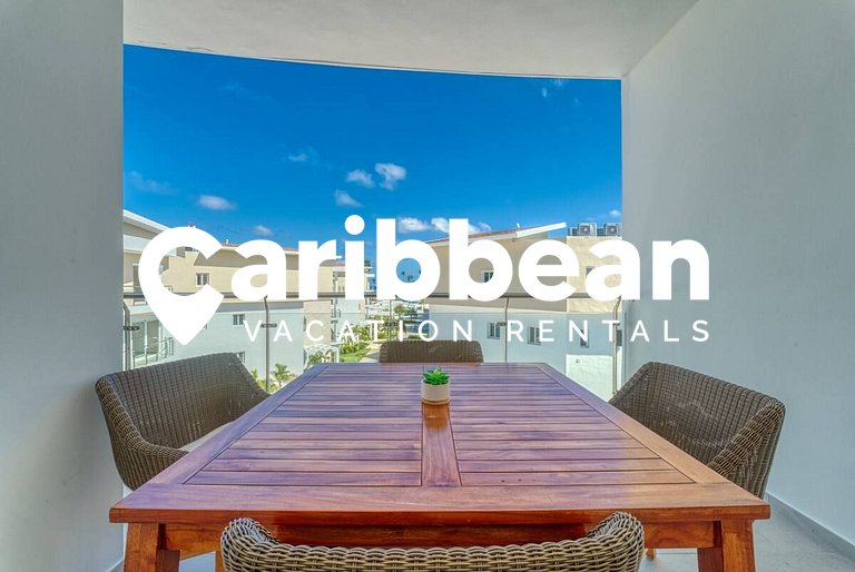 Elegant Seaside Retreat | Playa Coral