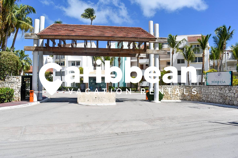 Ocean View Condo + Private Beach Playa Turquesa