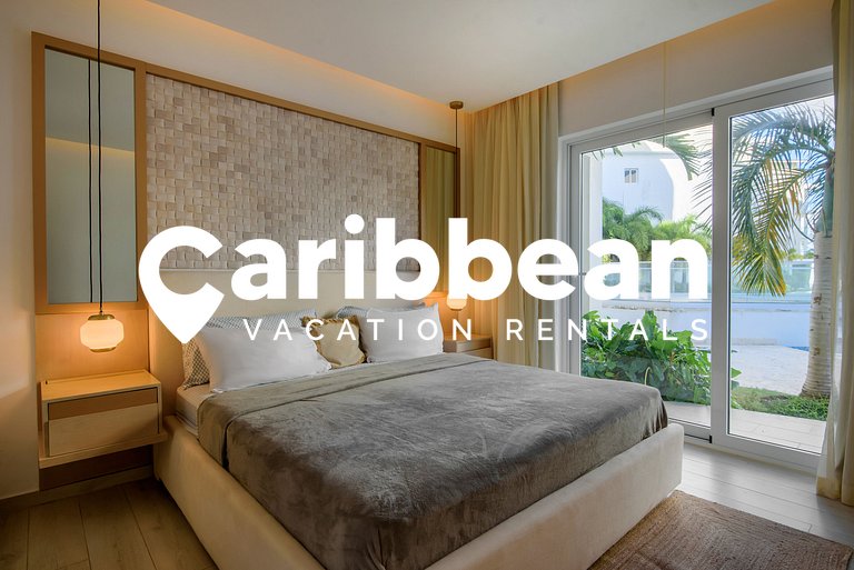 Ground Floor Poolside Retreat | Playa Coral