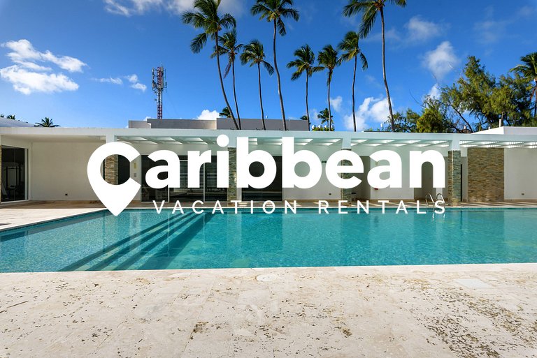 Ground Floor Poolside Retreat | Playa Coral