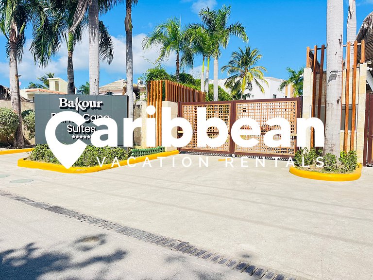 Beach Front condo with ocean views with private beach