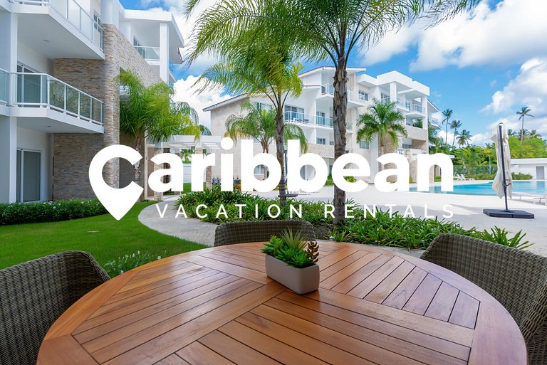 Beauty Pool views Paseo Playa Coral steps to the beach