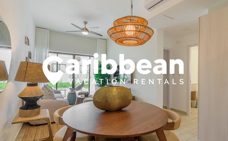 Private picuzzi in a NEW condo with private beach