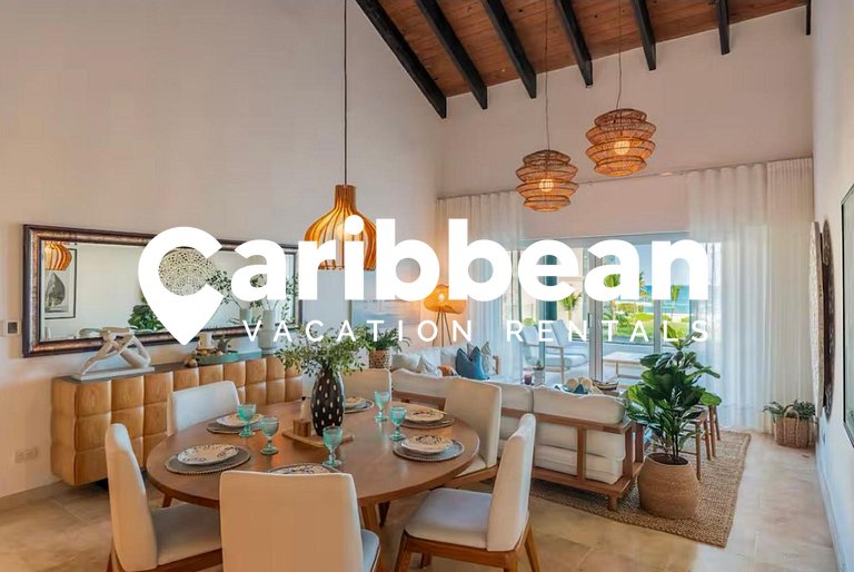 Oceanfront Paradise: Private Beach Access