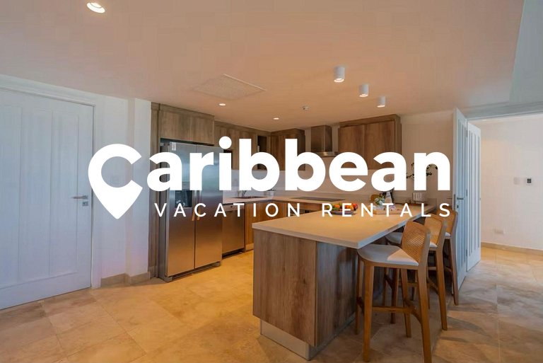 Oceanfront Paradise: Private Beach Access