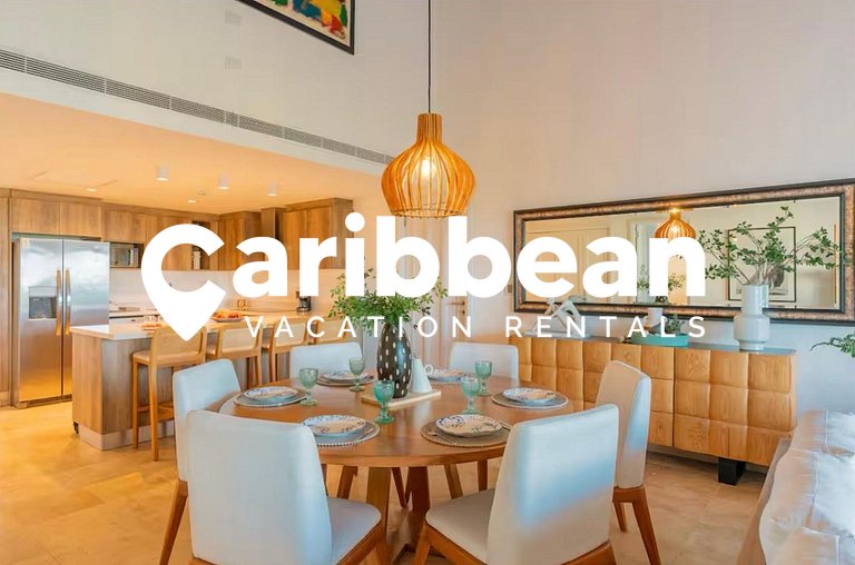 Oceanfront Paradise: Private Beach Access