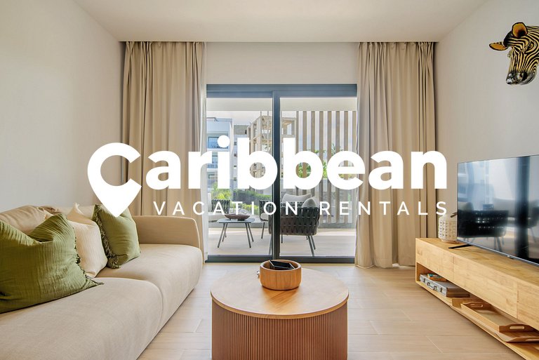 Sausalito | Pool View Retreat