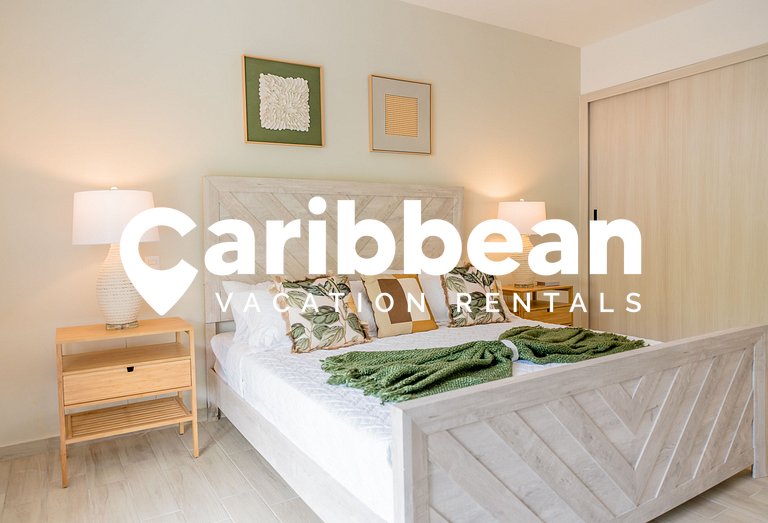 Boho Swim-Up Suite | Access to Private Beach