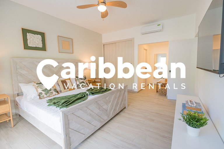 Boho Swim-Up Suite | Access to Private Beach