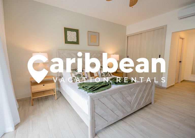 Boho Swim-Up Suite | Access to Private Beach