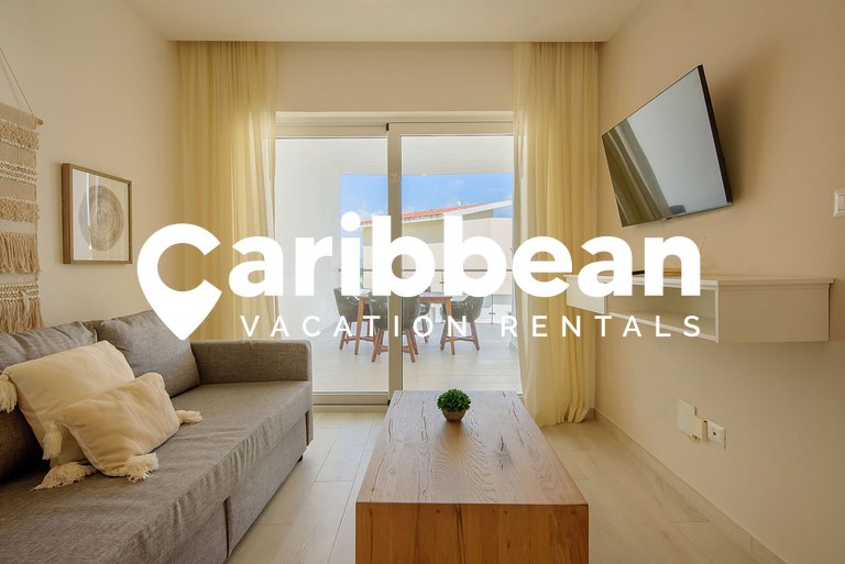 Elegant Seaside Retreat | Playa Coral