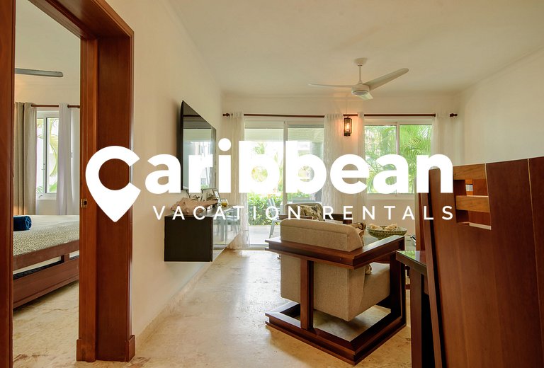 Private Beach | Terrace and Pool • Fast WiFi