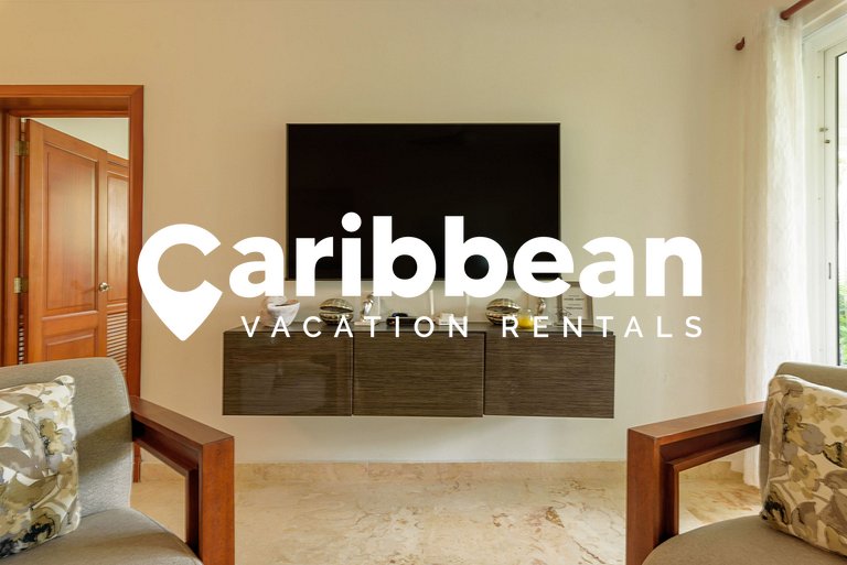 Private Beach | Terrace and Pool • Fast WiFi