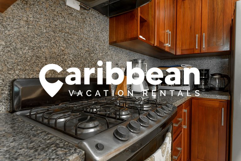 Moderno • Piscina + Balcón | Cerca de la Playa