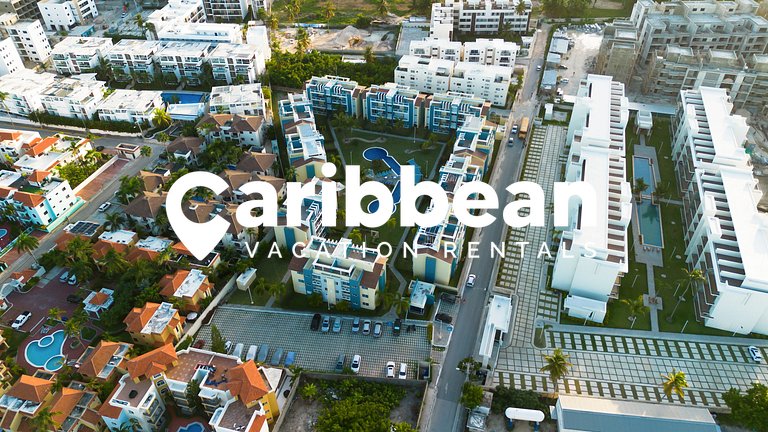 Modern • Pool + Balcony | Close to the Beach