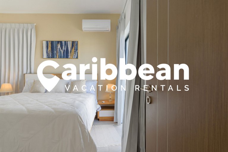 Ziba | Spacious 3BR w/ Private Pool (7 Guests)