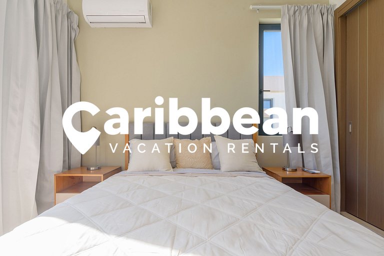 Ziba | Spacious 3BR w/ Private Pool (7 Guests)