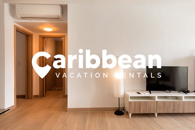 Sausalito 2BR | Pool View | Walk Beach