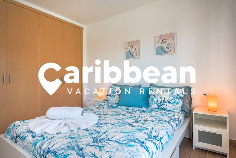 Sausalito 2BR | Pool View | Walk Beach