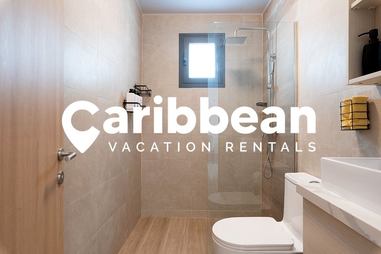 Sausalito 2BR | Pool View | Walk Beach