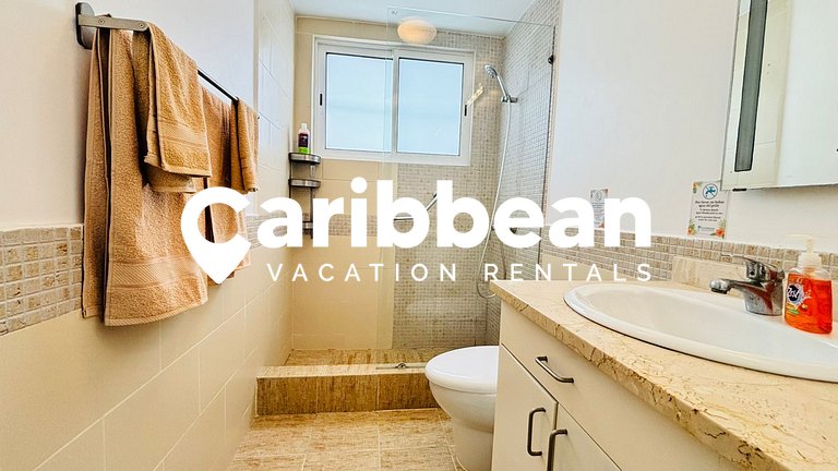 Ocean View Condo + Private Beach Playa Turquesa