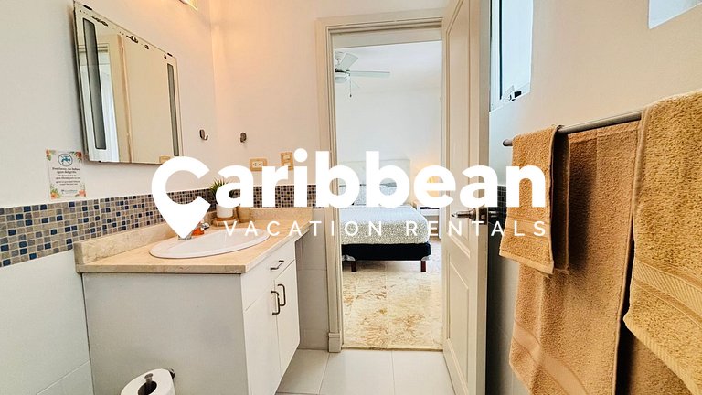 Ocean View Condo + Private Beach Playa Turquesa